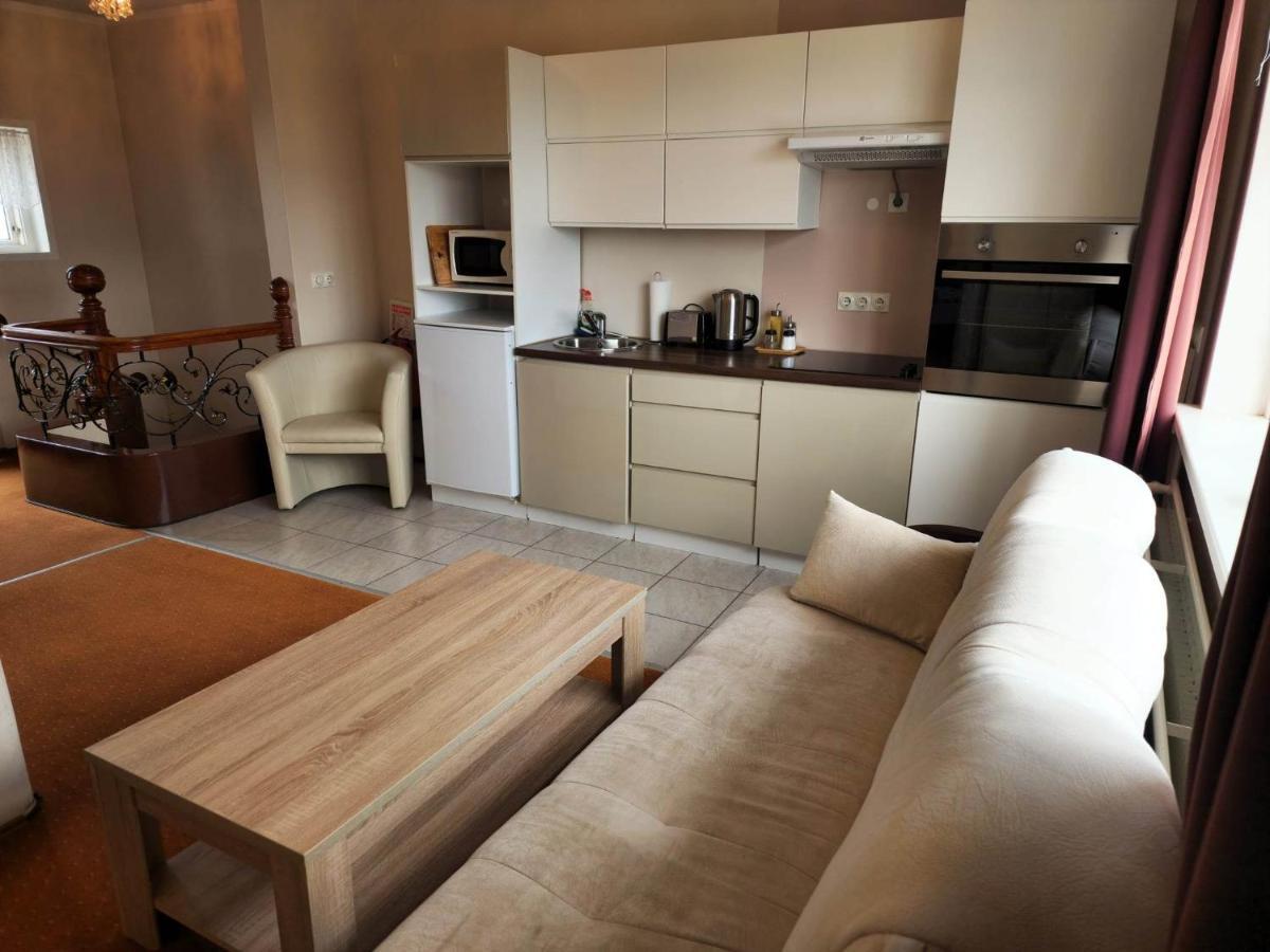 Kiljan Apartments & Rooms Blonduos Extérieur photo
