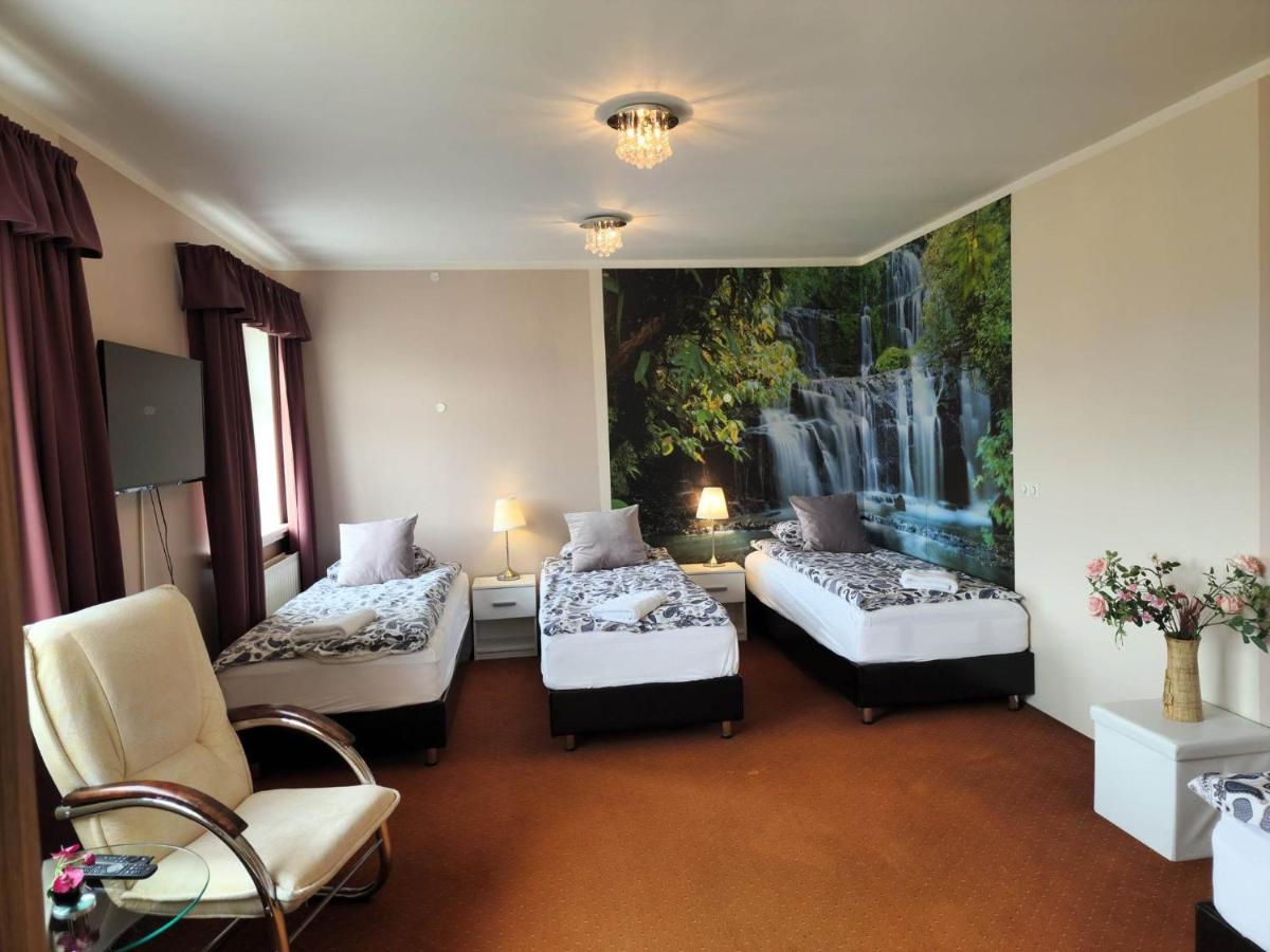 Kiljan Apartments & Rooms Blonduos Extérieur photo